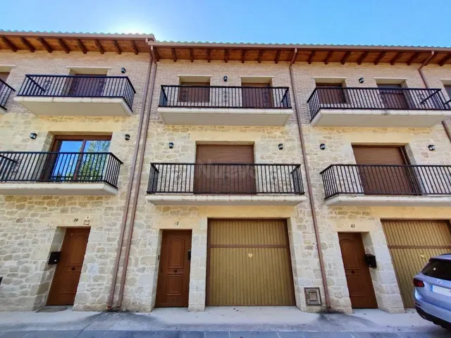Casa 3 habitaciones 267m² en venta - AVDA. PARRIZAL