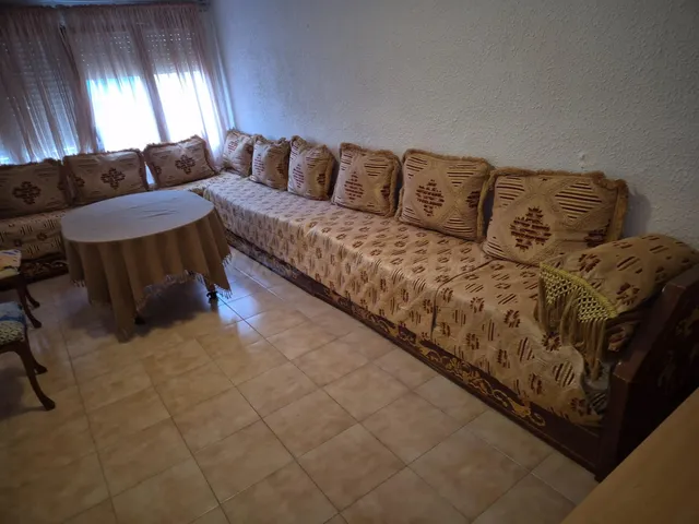 Casa de 4 habitaciones en Elda con encanto céntrico
