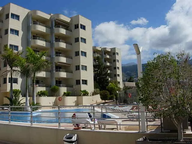 Piso 2 habitaciones en Playa Paraiso en edificio de calidad. — 3