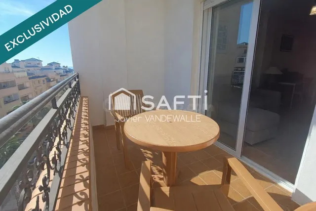 Piso de 3 dormitorios con terraza, vistas despejadas y piscina comunitaria en Costa África, a un paso de la playa — 6