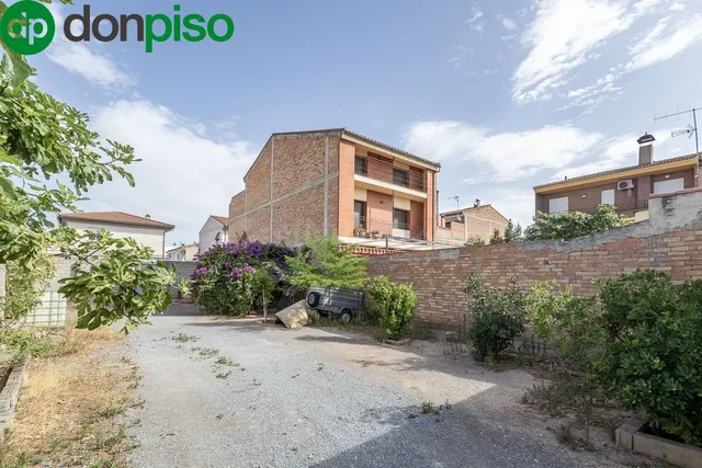 ¡MAGNIFICO SOLAR URBANO EN ALBOLOTE, CON INFINIDAD DE POSIBI - foto 2