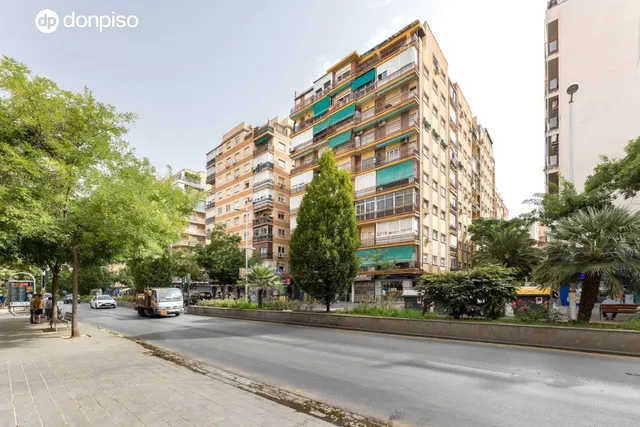 Gran piso en pleno centro de Granada — 19