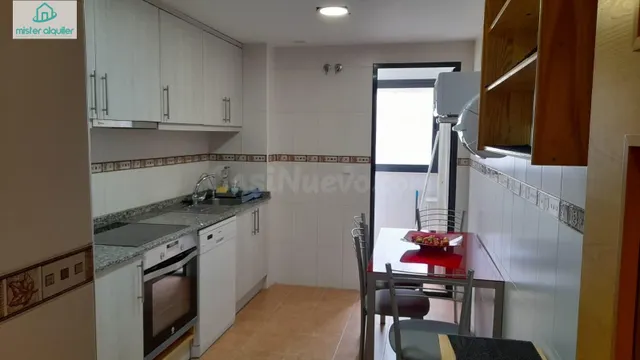 Espacioso piso en El Campello - foto 3