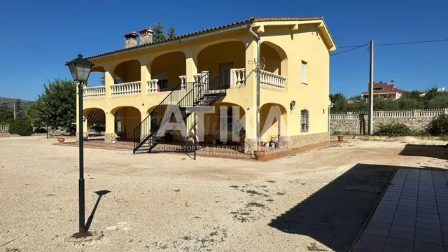 CHALET EN VENTA - URBANIZACIÓN LAS DOCE - AGULLENT — 2