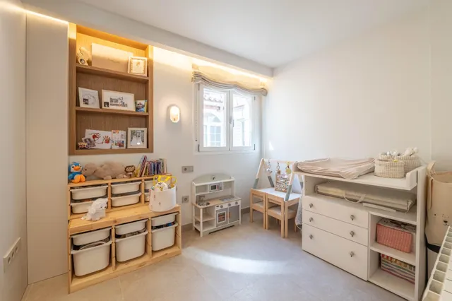 Impresionante Vivienda de Lujo con Diseño Moderno y Comodidades Exclusivas — 16