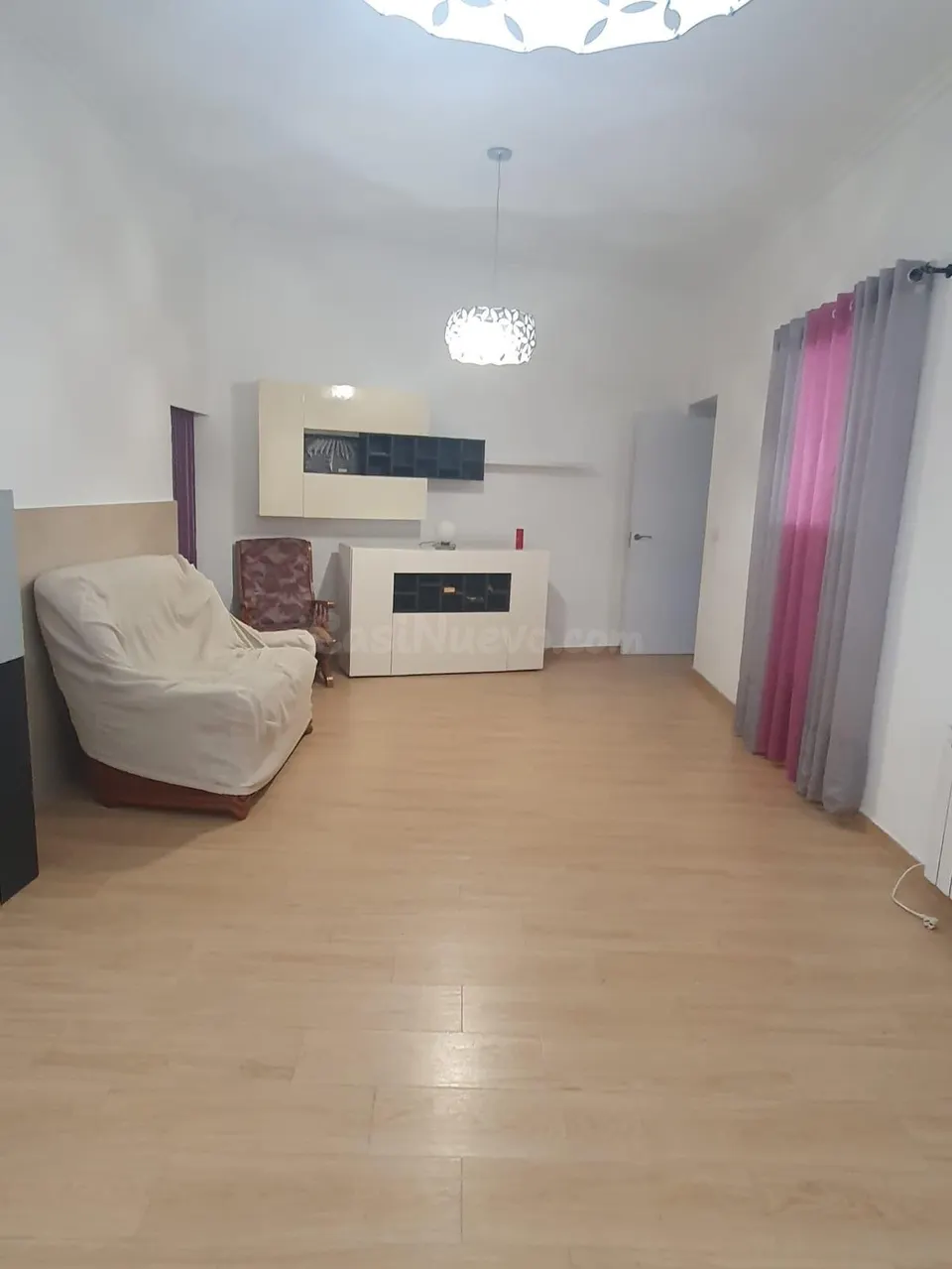 EXCELENTE VIVIENDA EN PLANTA BAJA CON PATIO-TERRAZA EXTERIOR