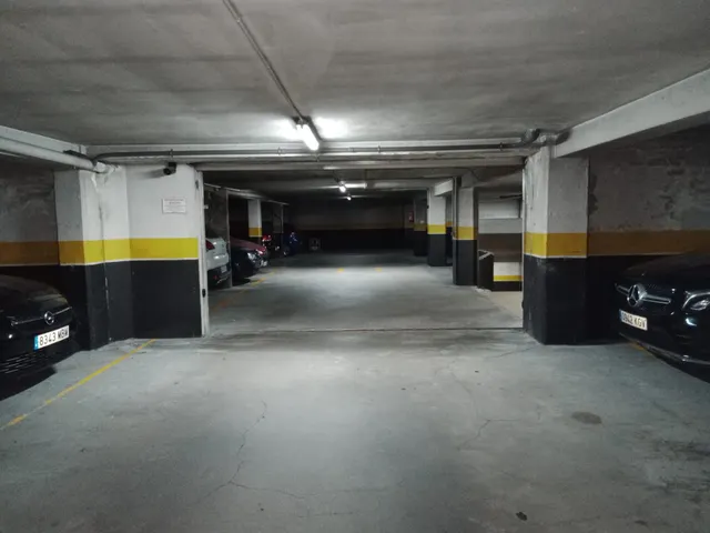 PLAZA DE GARAJE EN ZONA POVISA!!! — 13