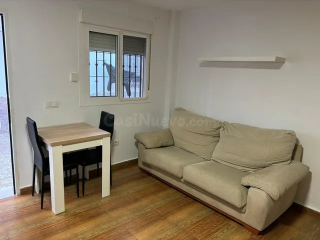 Estudio en Alquiler en el Puerto de la Torre, Málaga