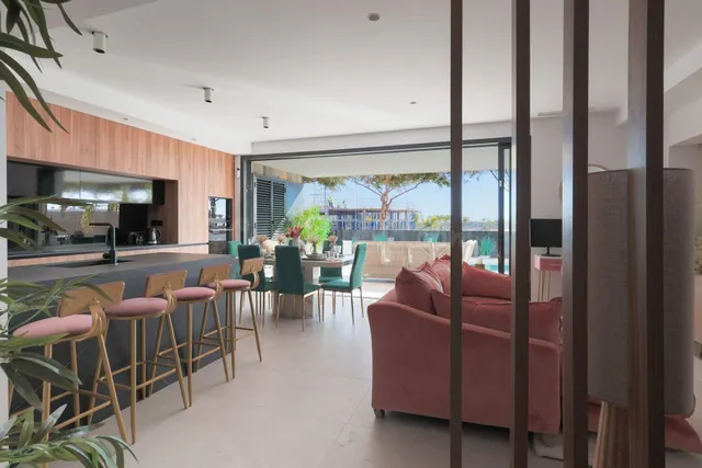 Villa de 4 dormitorios en Santa Rosalía - foto 2
