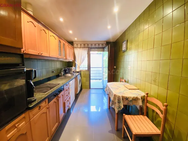Amplio piso en venta en Logroño - foto 2