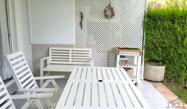 Apartamento en planta baja con jardín privado y piscina comunitaria en Pals — 23