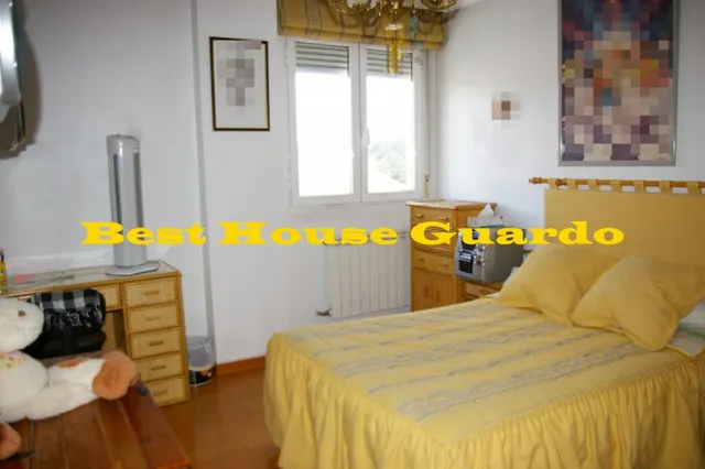 CASA EN GUARDO — 11