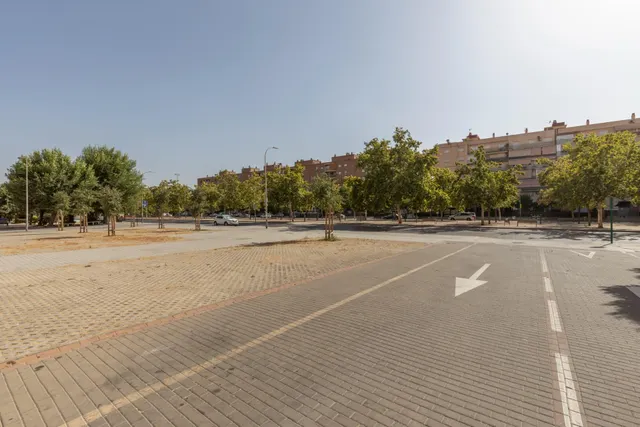 PISO VPO DE CUATRO DORMITORIOS CON GARAJE EN PADRE CLARET — 31