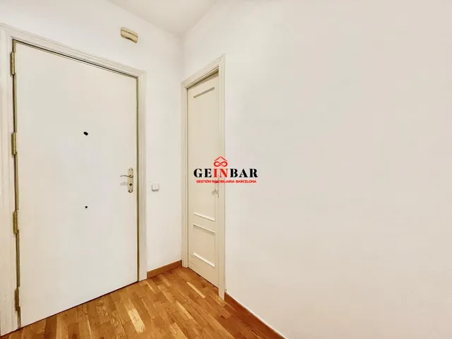 ENCANTADORA VIVIENDA JUNTO A PLAZA KENNEDY — 30