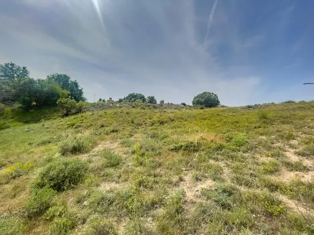 Terreno en venta en calle Carahorma G 587, Lillo — 18