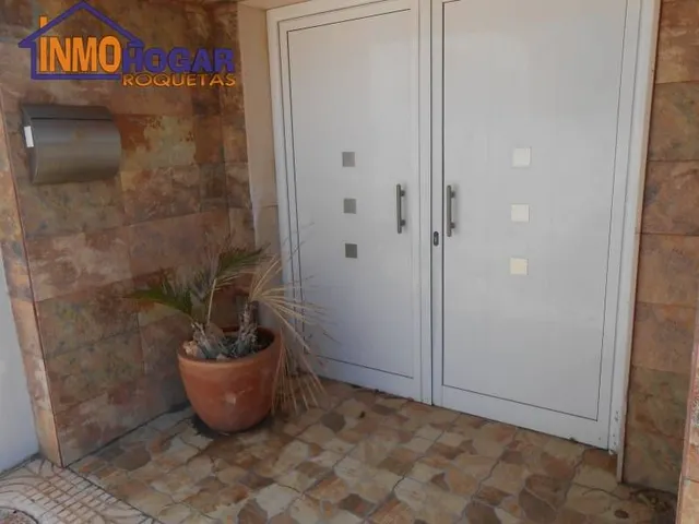 CHALET DE LUJO, 1000 m de parcela, 4 DOR,3 BAÑOS, PIS EXCELENTENTES CALIDADES A 200 m DE LA PLAYA!! — 42