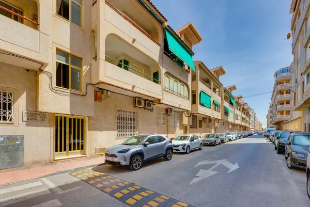 Amplio Apartamento en Acequion, Torrevieja - ¡A solo 250m de la Playa! — 24
