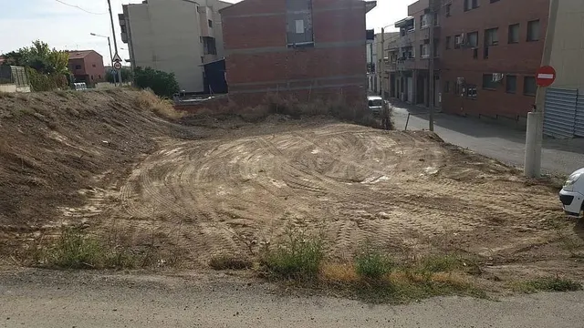 Terreno urbano en Roselló - foto 3