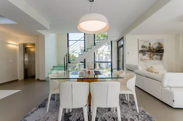 VILLA CON PISCINA PRIVADA — 12
