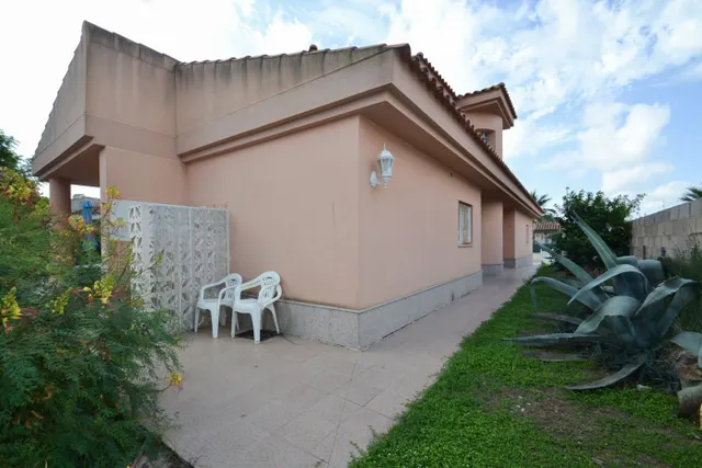 Villa con piscina privada en la playa de Riumar — 41