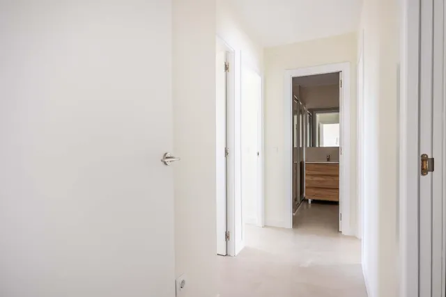 Piso reformado con espectaculares vistas de Sevilla, piscina y garaje doble en Mairena del Aljarafe — 38