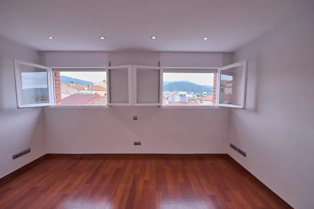 Piso en venta en Avinguda Can Baixeres, 20, Sentmenat — 28