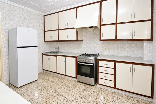 Se vende piso en una de las mejores zonas. — 7