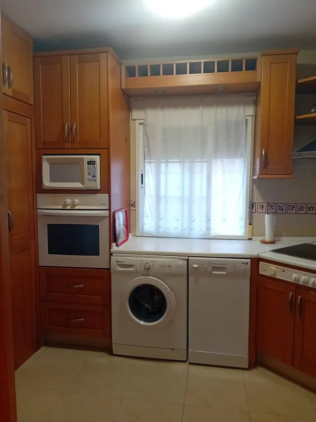 Piso en alquiler zona Pardaleras — 12