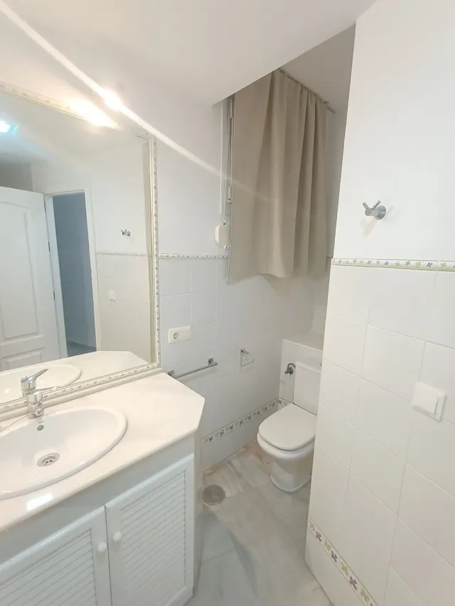 Amplio Duplex en el Barrio Santa María — 23