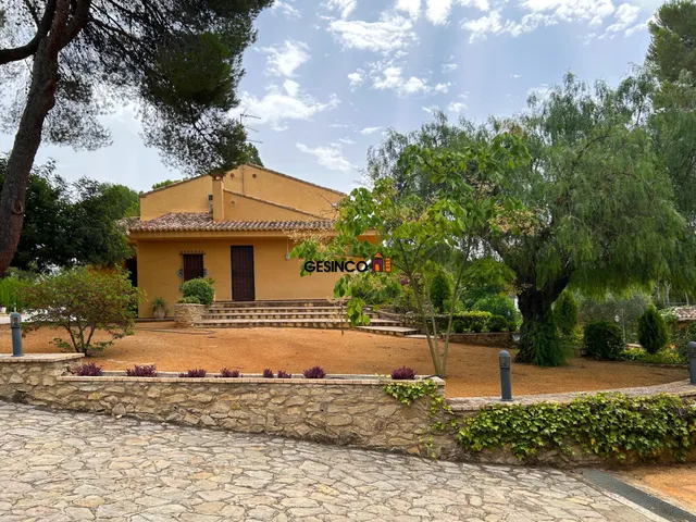 IMPRESIONANTE CHALET EN VENTA EN ONTINYENT — 20