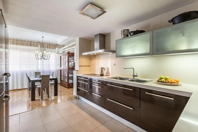 Casa pareada con piscina y vistas despejadas en Huétor Vega — 13