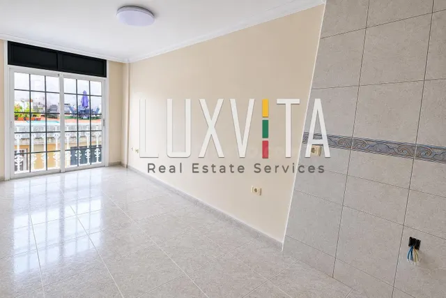 Espectacular Triplex de 3 habitaciones en Guargacho, Arona - foto 3