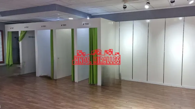 ¡¡MAGNIFICO LOCAL, AMPLIO Y DIAFANO EN ZONA CONCURRIDA DE ELCHE!! — 13
