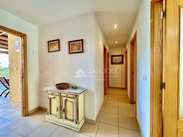 INMOBILIARIA SAN JOSE VENDE BONITO BAJO A ESCASOS 2 MINUTOS DE LA PLAYA DE MUCHAVISTA-EL CAMPELLO — 18
