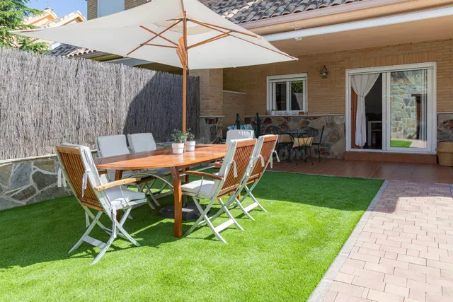 CHALET para entrar a vivir, hogar ideal para tu familia y ro - foto 2