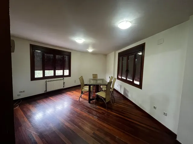SE ALQUILA CASA EN SAN CIBRAO DAS VIÑAS — 20