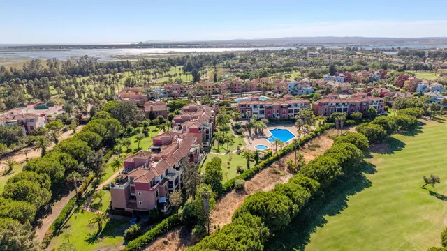 Vive la tranquilidad del golf a pocos kilómetros de las playas de Isla Canela — 22