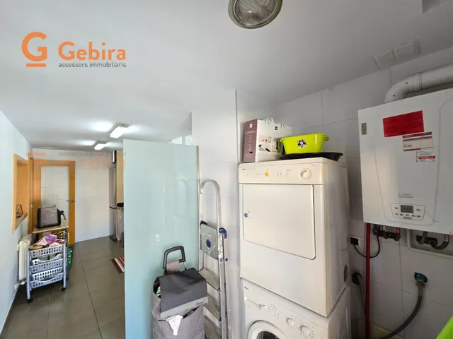 ¡BOMBAZO EN CUNIT! Vivienda impecable con terraza, piscina, parking y trastero — 13