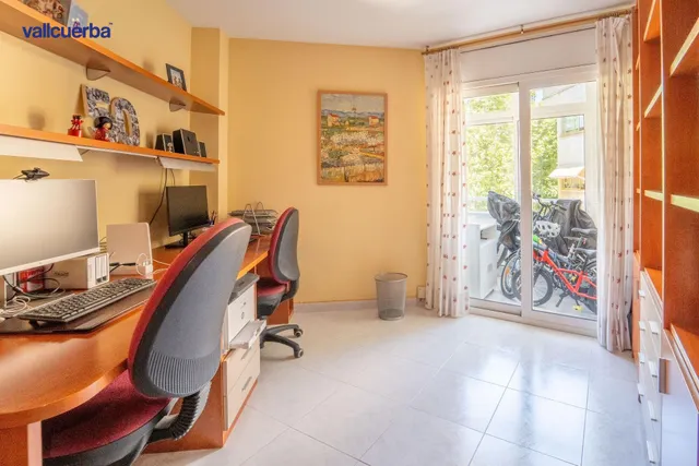 Gran piso y parking en Reus (països catalans) — 18