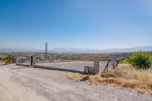 FINCA RÚSTICA VALLADA CON 1000 METROS CERCA ITV LAS GABIAS - foto 4