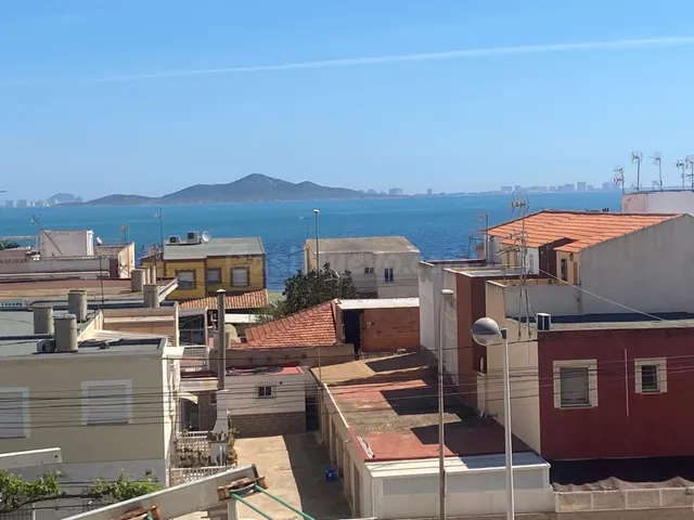Una vivienda amplia de tres habitaciones en los Urrutias — 2