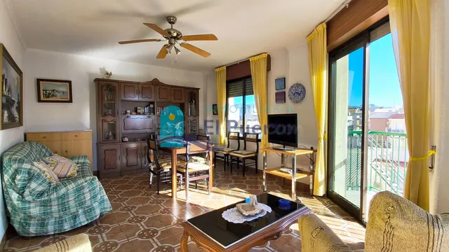APARTAMENTO MUY LUMINOSO JUNTO AL PASEO MARÍTIMO – REF 1737 - foto 3