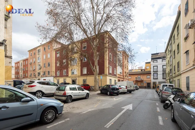 Piso reformado en zona Zaidin — 36