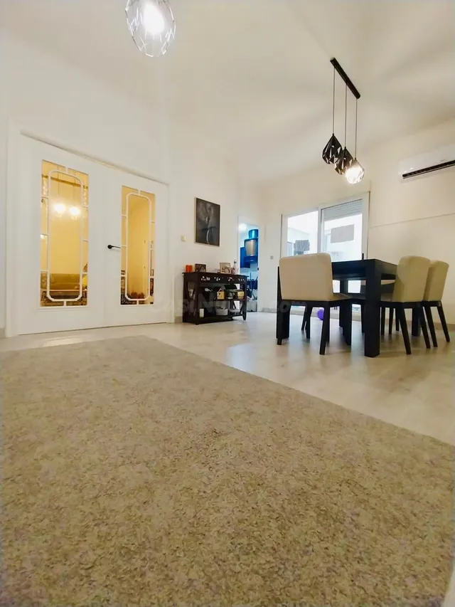 Vivienda Dulpex de 253m con excelente localización. - foto 3