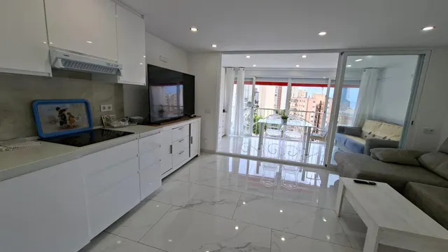 ESPECTACULAR APARTAMENTO REFORMADO — 7
