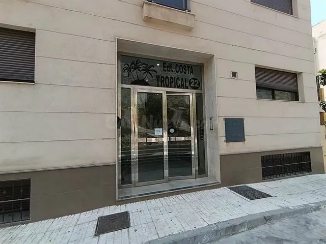 Apartamento 4 habitaciones 76m² en venta - Playa la mamola - foto 3