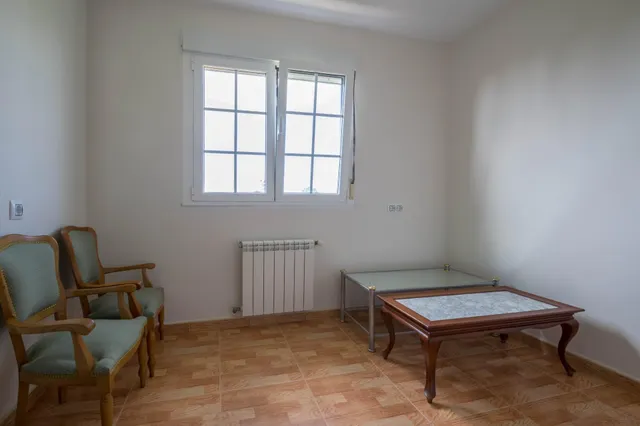 Amplia Casa + otra vivienda + anexo en Venta en Ardemil, Ordes — 36