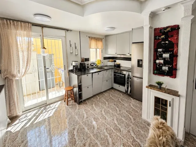 Casa o chalet independiente en venta en Las Filipinas - foto 5