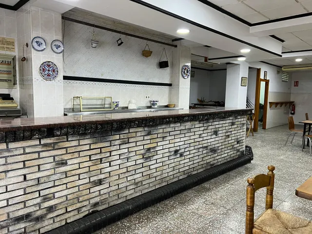 SECTOR 5 , SE VENDE LOCAL ACTUALMENTE MONTADO DE CAFETERIA — 2