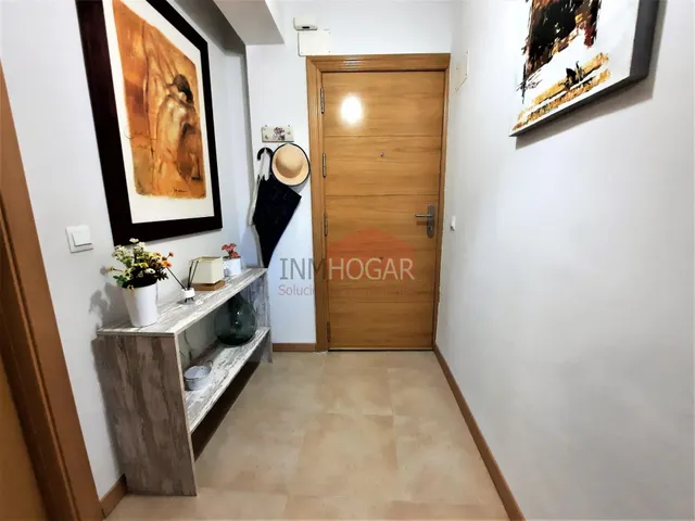 PISO EN VENTA EN NAVALUEGA, EN EL CENTRO DEL  PUEBLO — 34